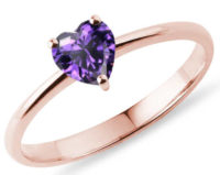 Romantický prsten z růžového zlata s ametystem ve tvaru srdce