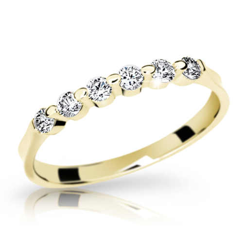 Dámský zlatý prsten zdobený briliantem