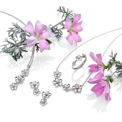 romantický náhrdelník s květy